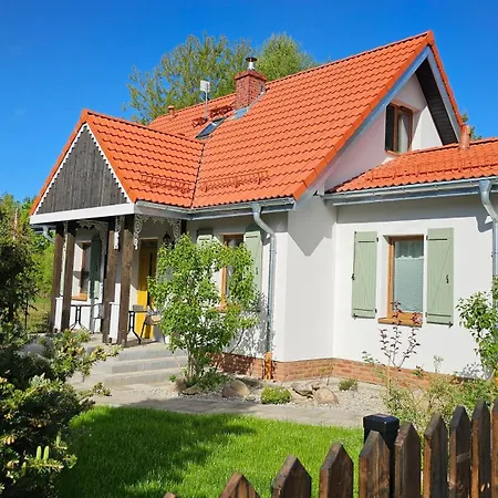 Forest House With Sauna & Fireplace Casa de Férias Podwilczyn