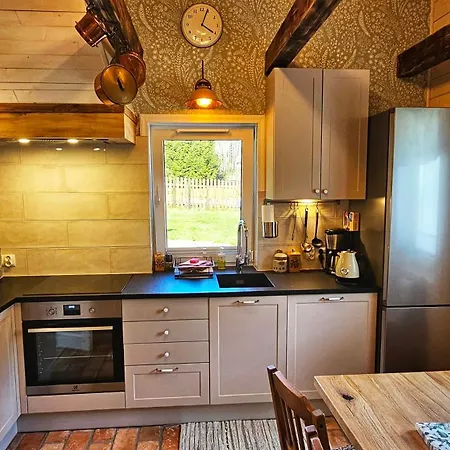 Forest House With Sauna & Fireplace Casa de Férias