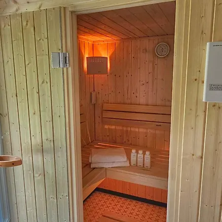 Casa de Férias Forest House With Sauna & Fireplace *