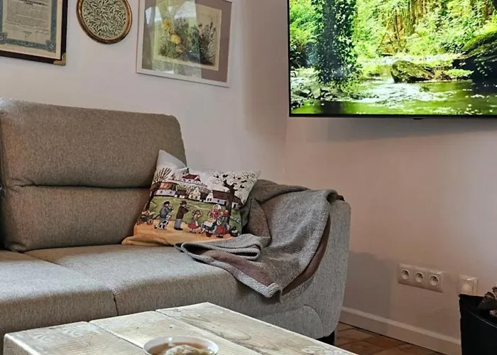Forest House With Sauna & Fireplace