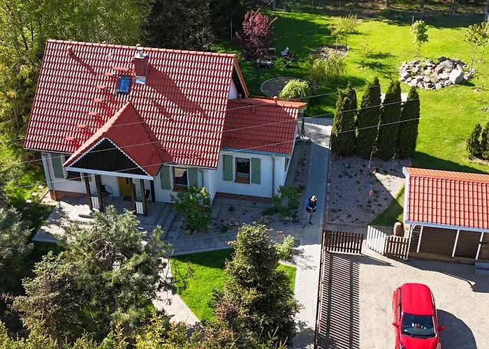 Сasa de vacaciones Forest House With Sauna & Fireplace *