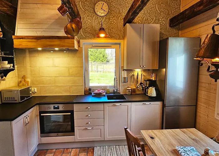 Forest House With Sauna & Fireplace Сasa de vacaciones