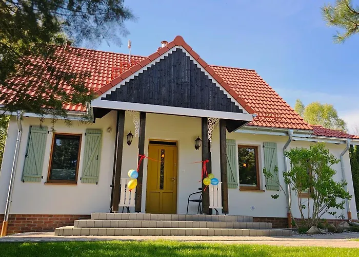 Forest House With Sauna & Fireplace