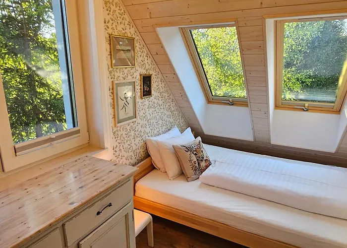 Forest House With Sauna & Fireplace