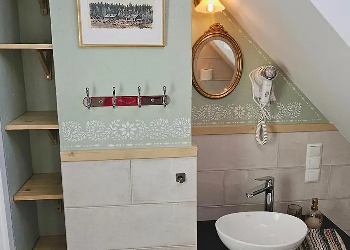 Forest House With Sauna & Fireplace